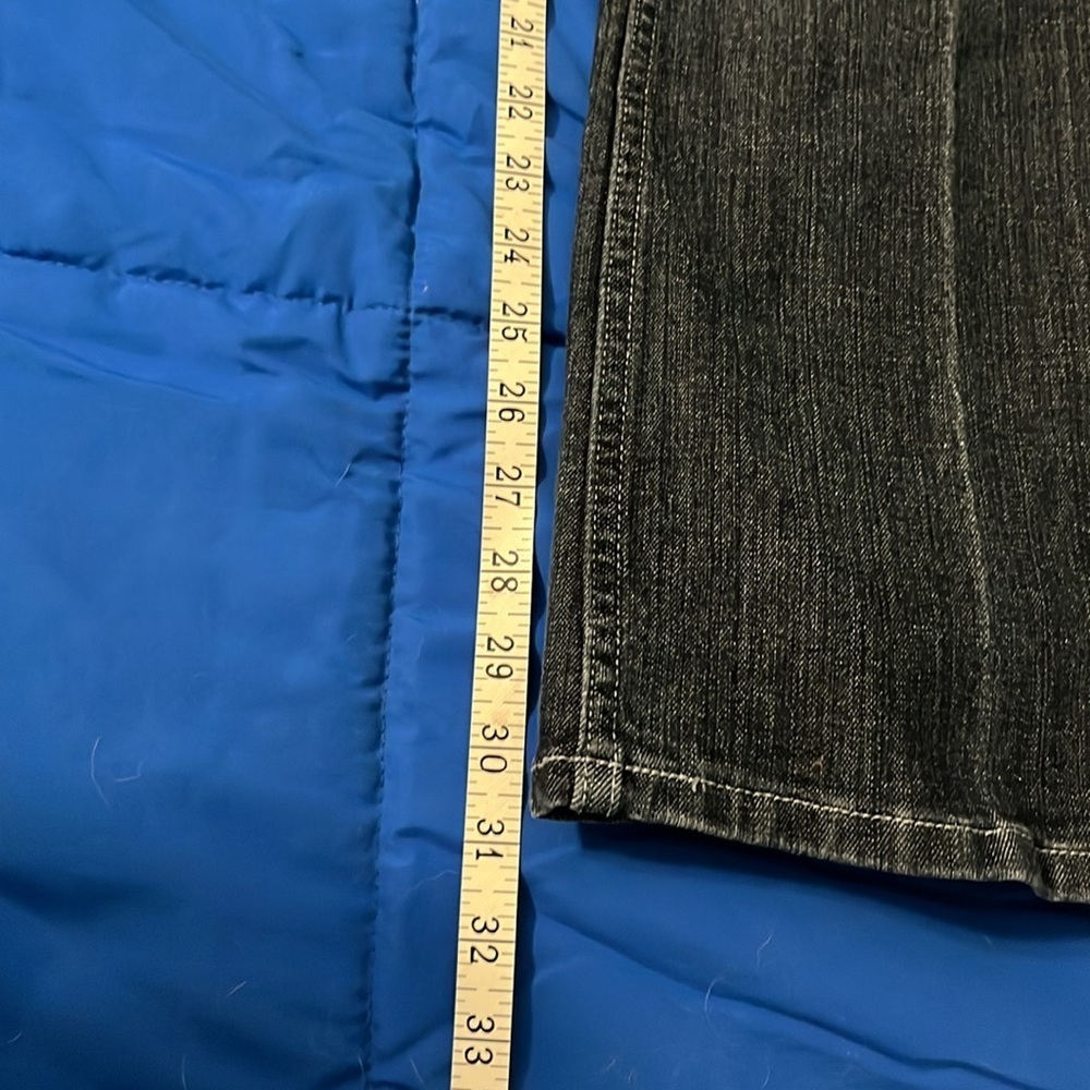 A.n.a. Straight Fit size 8 dark wash denim jeans - Picture 9 of 12